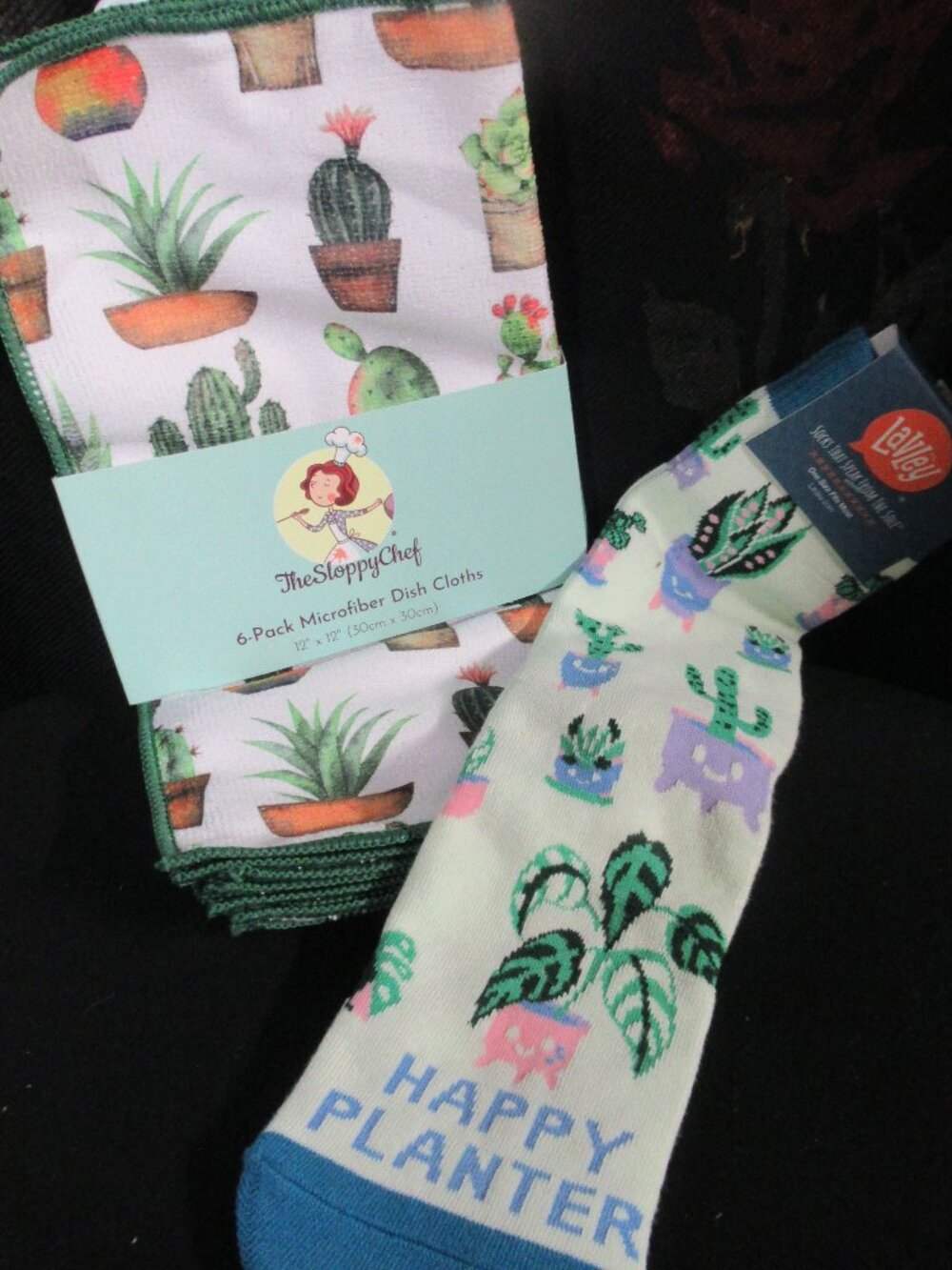 Cactus Plant Lover Gift Set (Socks and Dish Towles)